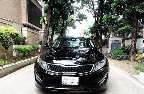 Kia Optima Luxury & Sun Roof
