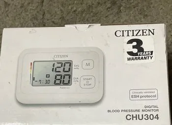 BLOOD PRESSURE MONITOR