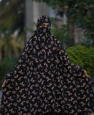 Short Khimar