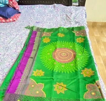 নতুন শাড়ী