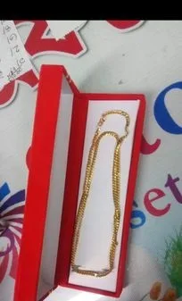 সোনার বিদেশি চেইন ওজন ৮ আনা