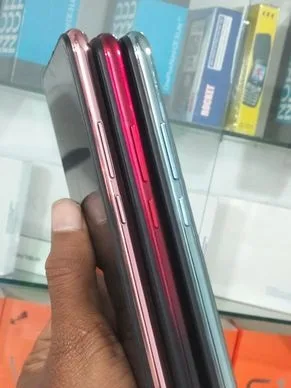 Vivo Y17 Offer < 6/8 GB>