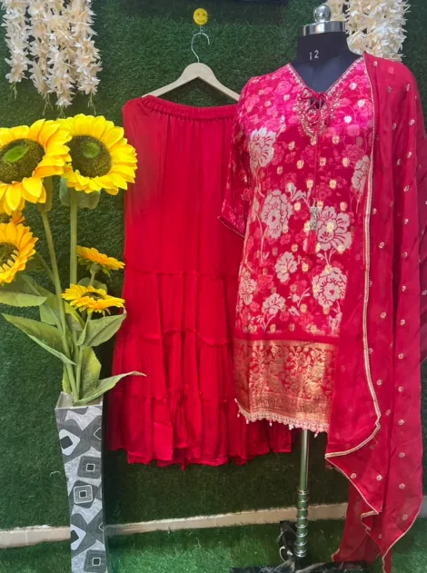 Tissue Shimmer Gharara