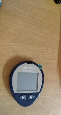 Digital blood glucose machine