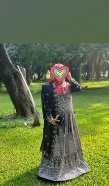 গাউন