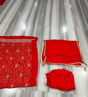 থ্রী-পিছ