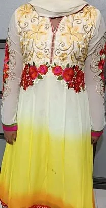 গাউন