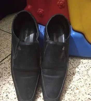 Formal shoes