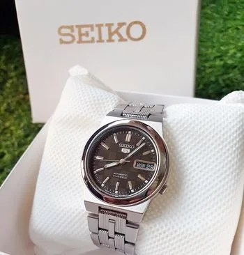Black SEIKO 5 Original JAPAN