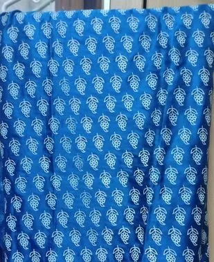 সিল্কের ব্লক প্রিন্ট শাড়ি