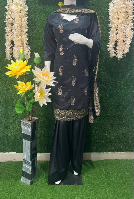 Salwar suit set