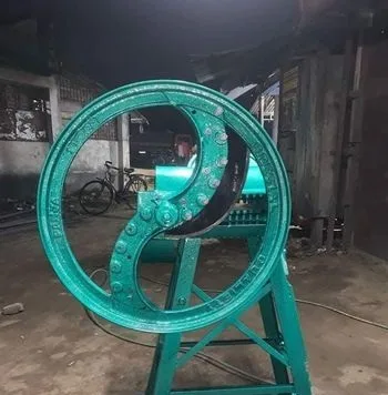 খর/ঘাস কাটা মেশিন