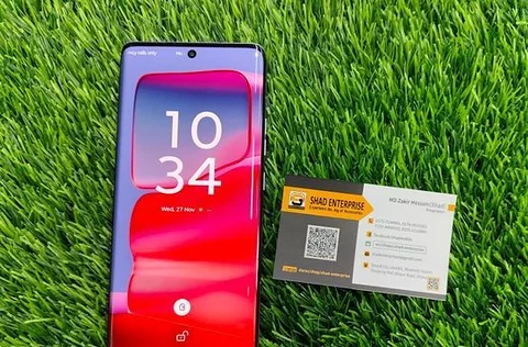 Motorola Edge