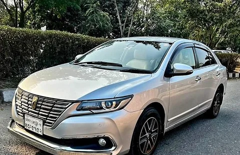 Toyota Premio