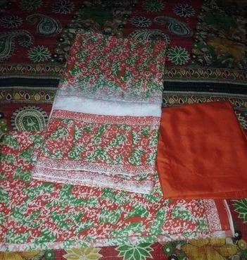 কম দামে থ্রি পিস সেল করা হবে
