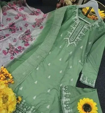 রেডিমেড তৈরি করা থ্রি পিছ