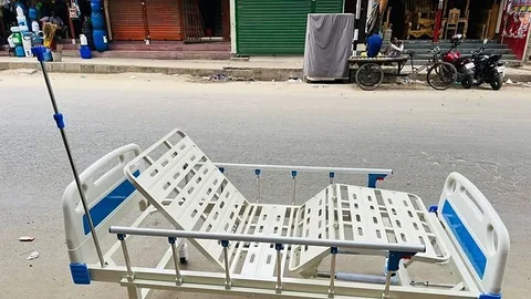 Patinet bed Two Function china crank