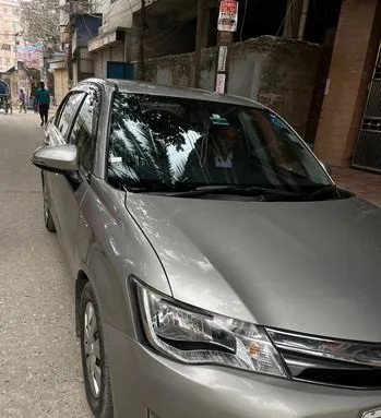 Toyota Axio Hybride 2014