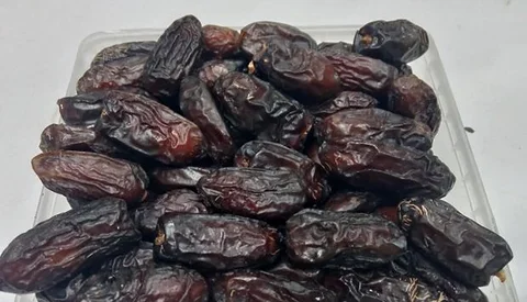 কলমি মরিয়ম খেজুর