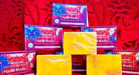 SAFFRON HAND MADE SOAP