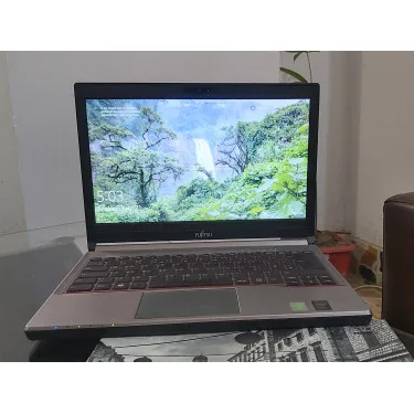 Fujitsu Lifebook Core I5-4th