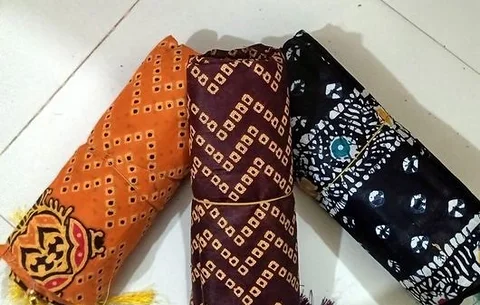 বাটিকের থ্রি পিস