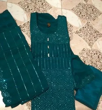 সিকোয়েন্স থ্রি-পিছ