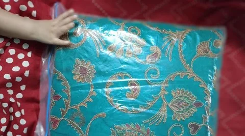Pakistani share