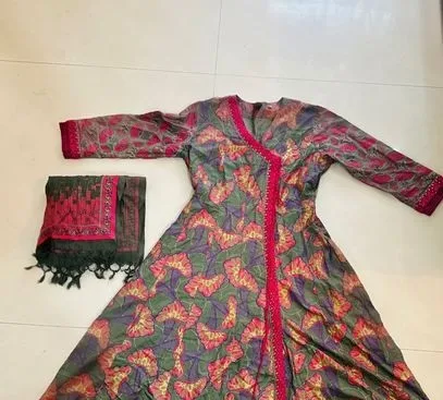 Arong Exclusive Kamij Orna