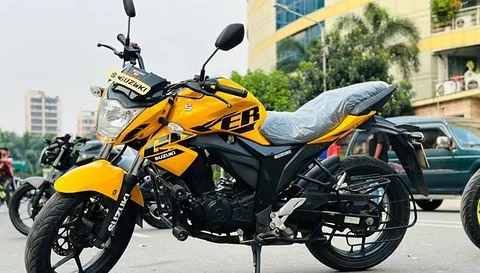 Suzuki Gixxer Monotone Classic yellow