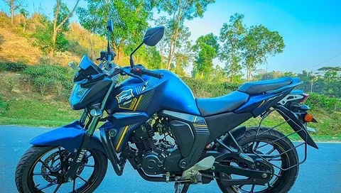 Yamaha FZs V2