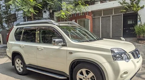 Nissan X-Trail with sunroof