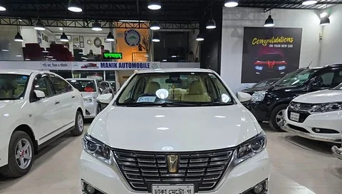 Toyota Premio F