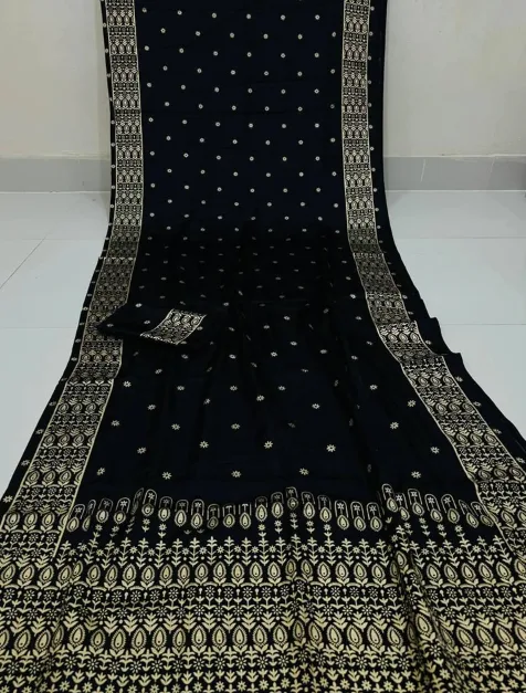 স্কিন প্রিন্ট শাড়ি