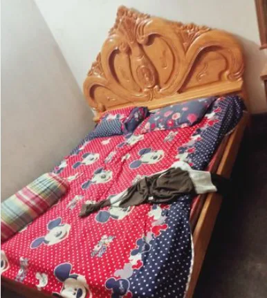 যশোর সেগুন কাঠের সেমি বক্স খাট