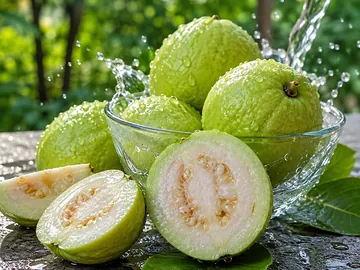 একদম দেশি পেয়ারা