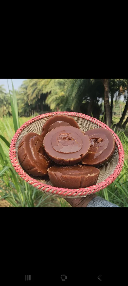 খাঁটি খেজুরের গুড়ের খাঁটি স্বাদ! 🍯