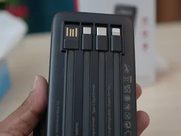 ১০হার এমএইচ এর পাওয়ার ব্যাংক